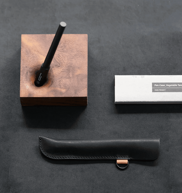 HMM Pen Stand Walnut Block 